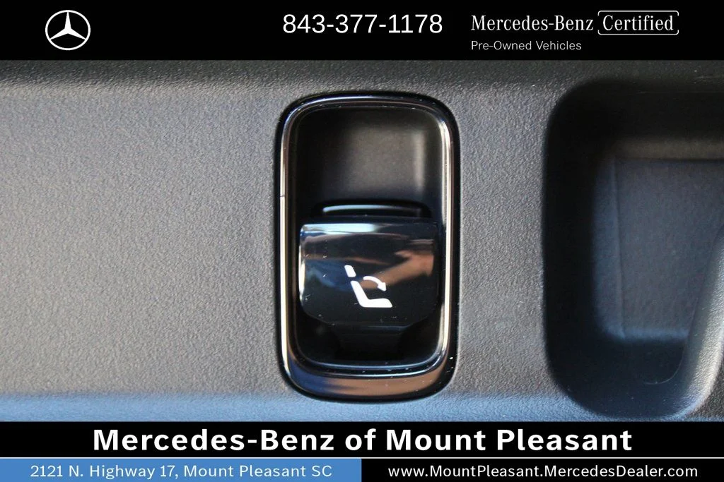 Certified Used 2025 MANUFAKTUR Patagonia Red Metallic Mercedes-AMG GLC 43 AMG® image 9