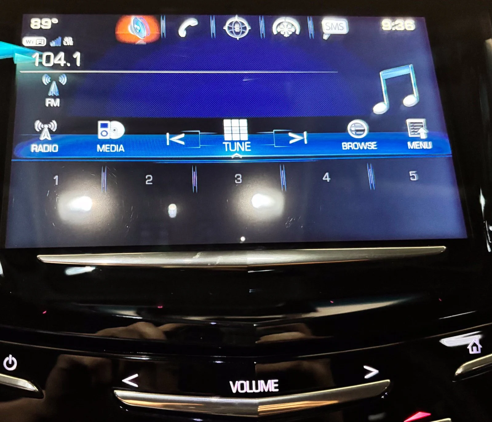 Used 2019 Black Cadillac Luxury image 14