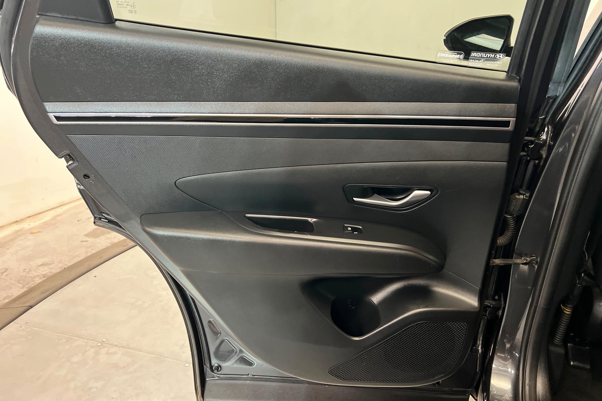 Used 2022 Portofino Gray Hyundai SEL image 19