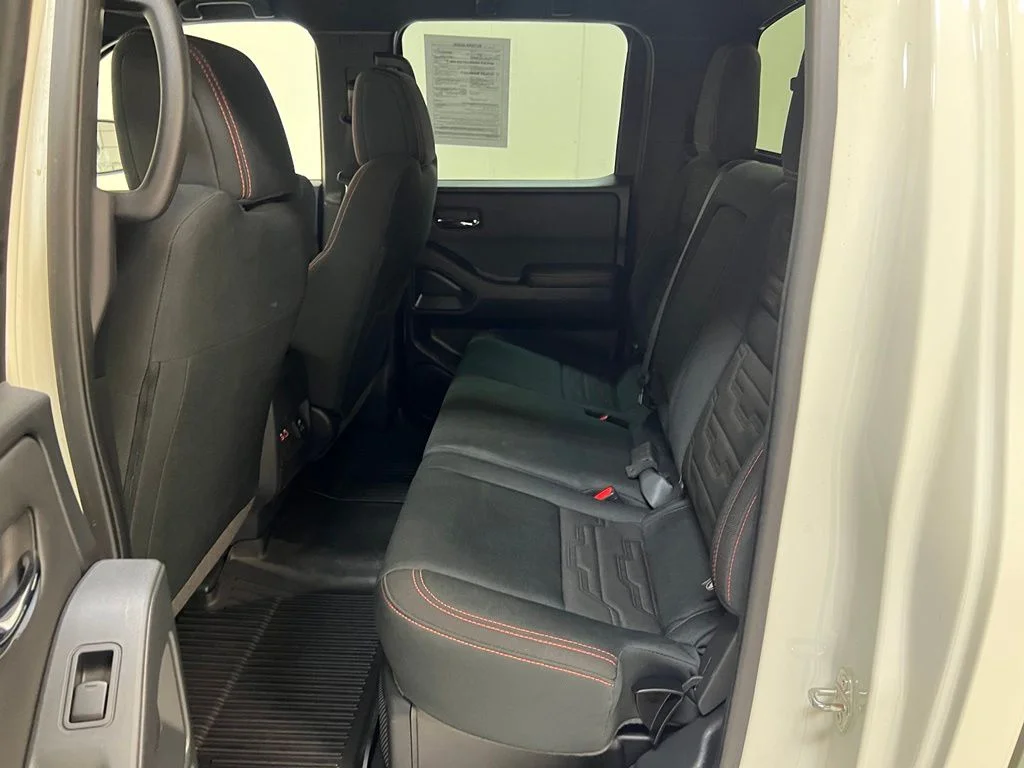 Used 2024 White Nissan PRO-4X image 28