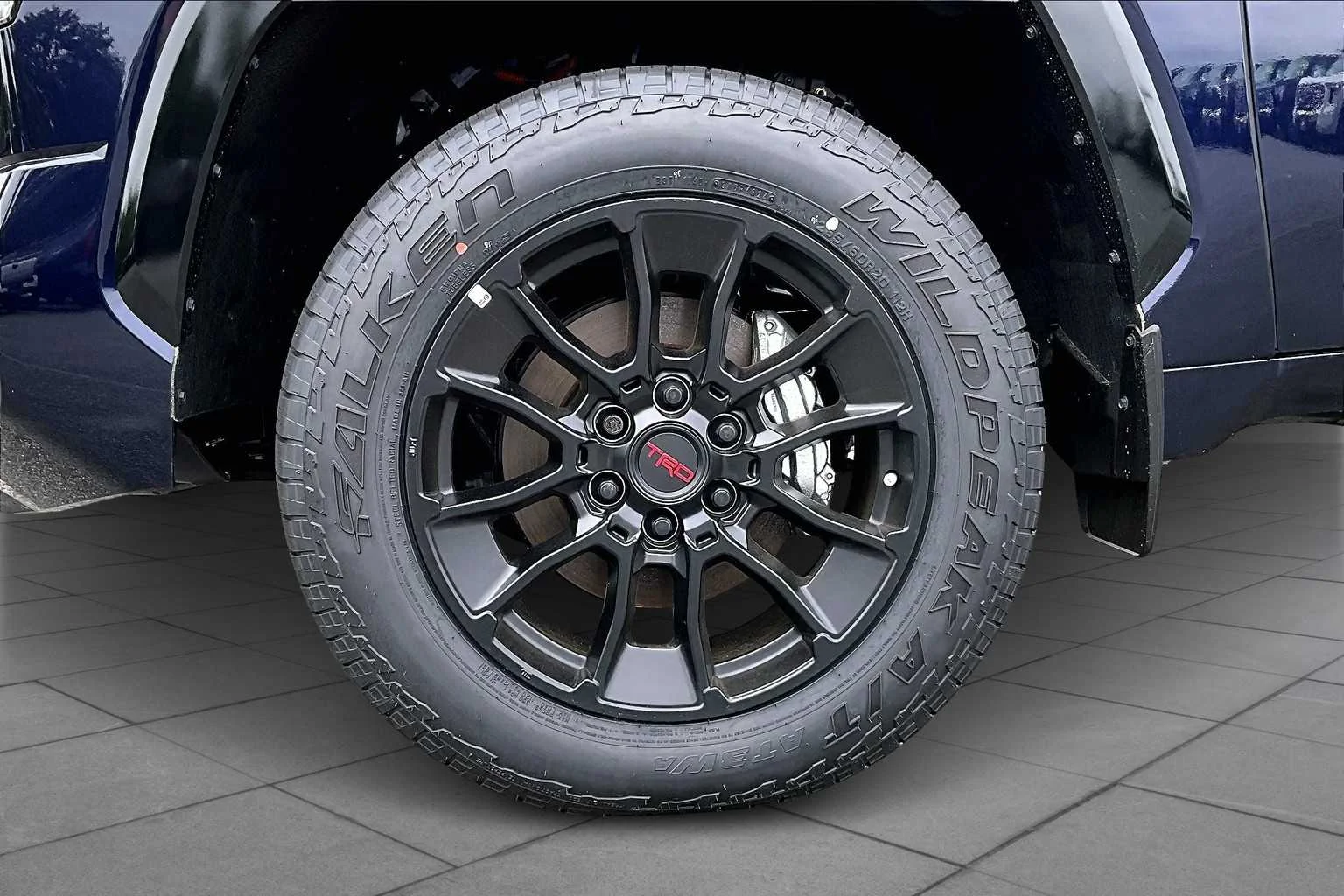 2025 Toyota Tundra Platinum - Photo 11
