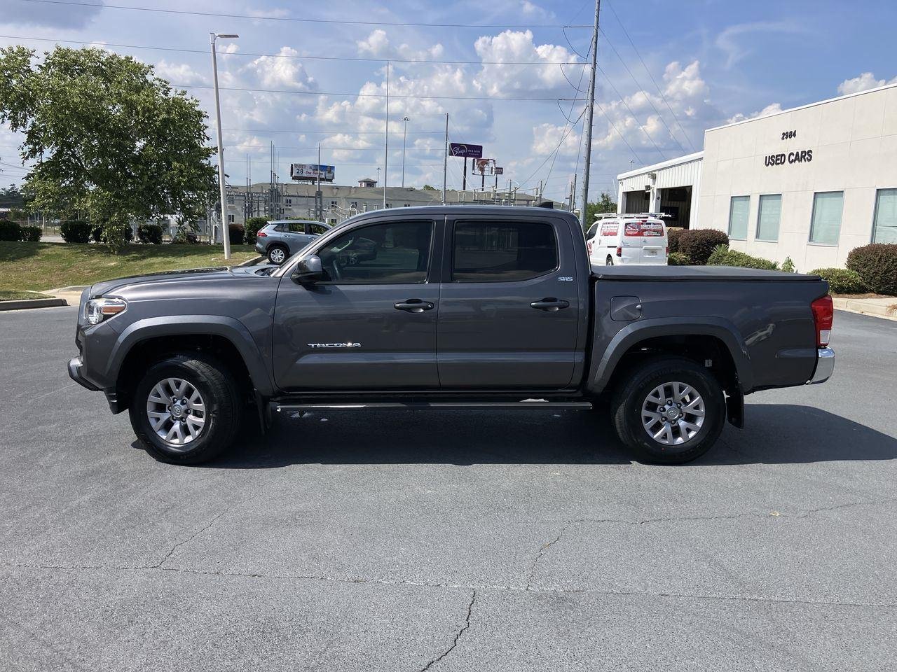 Used 2017 Gray (Magnetic Gray Metallic) Toyota SR5 V6 Double Cab image 2