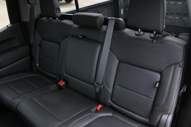 Used 2022 Gray GMC SLT image 23