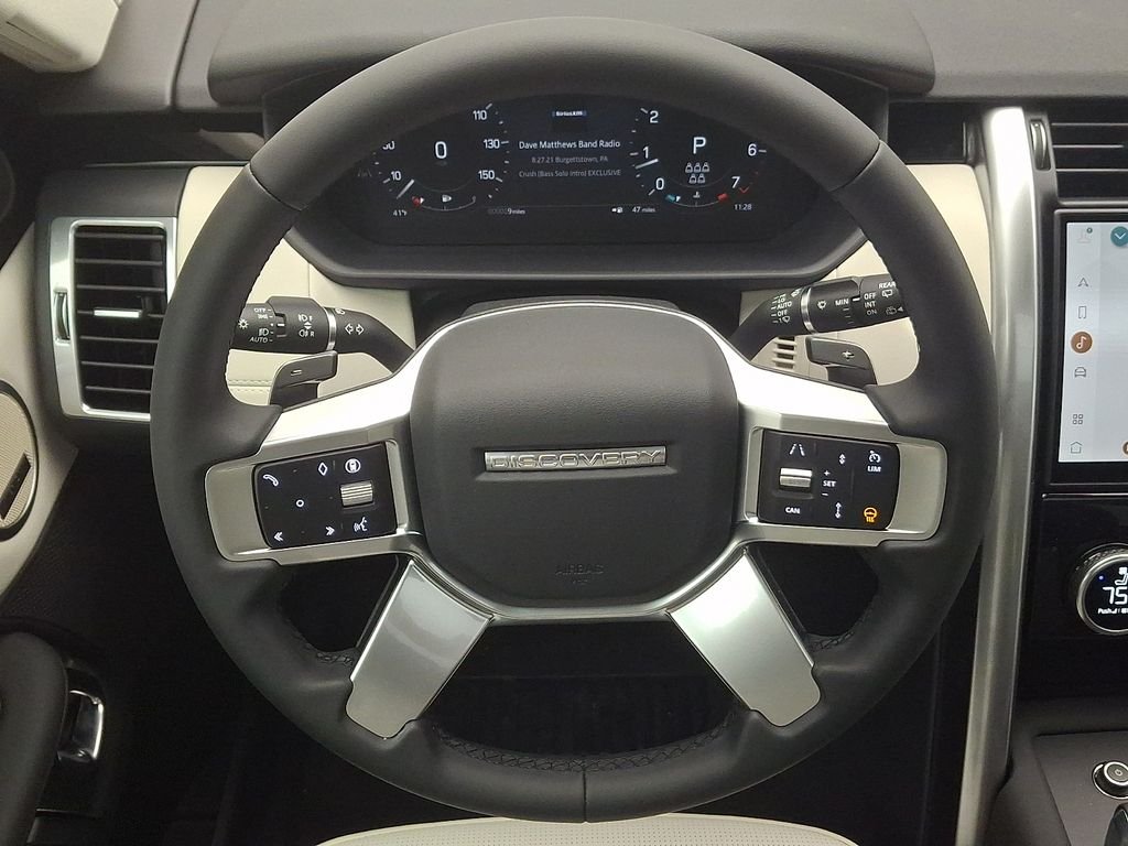 New 2026 Eiger Grey Land Rover S image 17