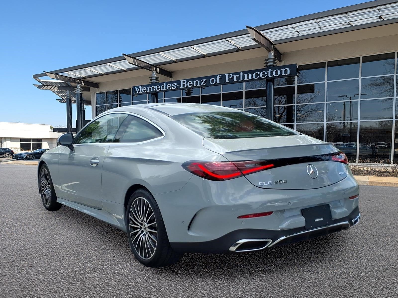Certified Used 2025 MANUFAKTUR Alpine Grey Metallic Mercedes-Benz CLE 300 4MATIC® Coupe image 5
