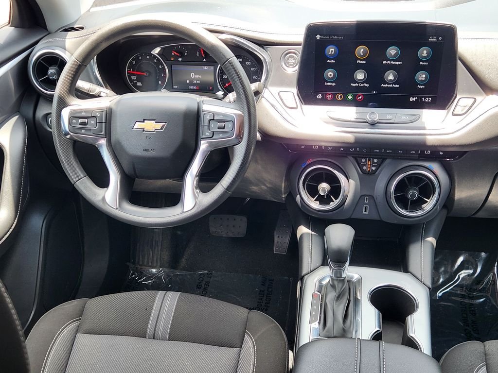 Used 2025 Black Chevrolet LT image 25