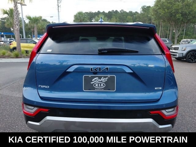 Used 2024 Blue Kia SX Touring image 6