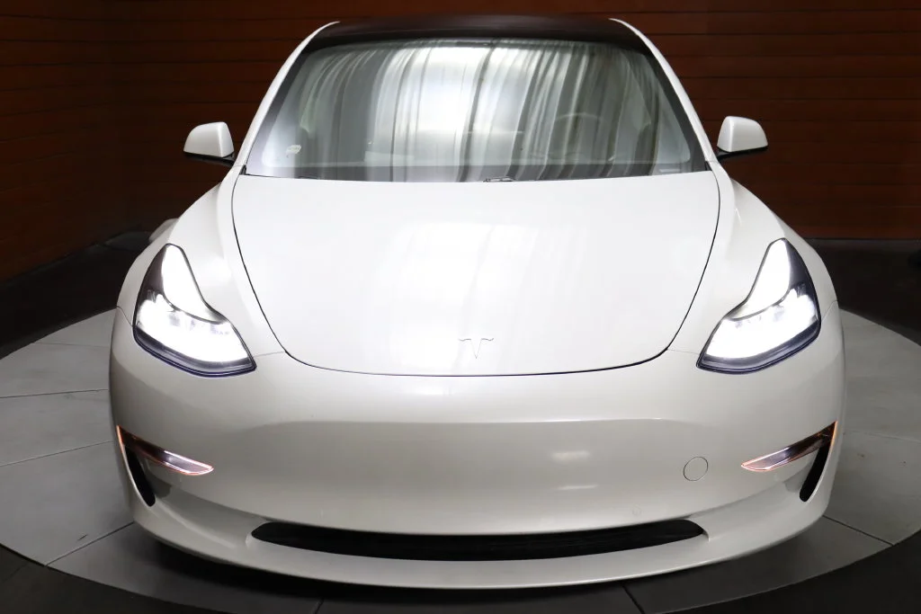 Used 2022 Pearl White Multi-Coat Tesla Long Range image 3