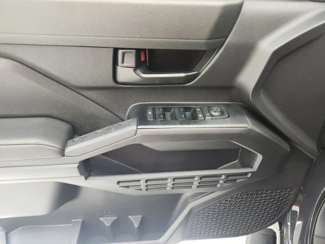 Used 2026  Toyota SR image 11