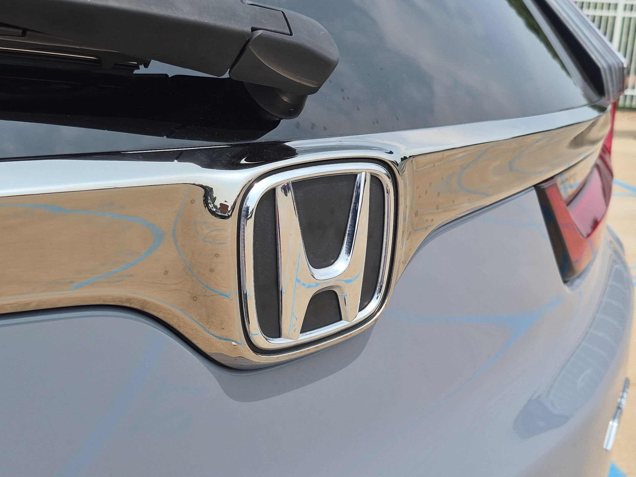 Certified Used 2022 Sonic Gray Pearl Honda EX-L AWD image 29