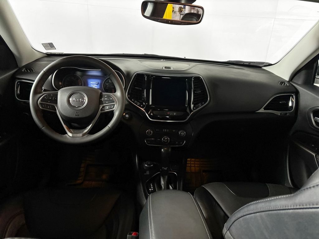 Used 2022 Bright White Clearcoat Jeep Limited image 12