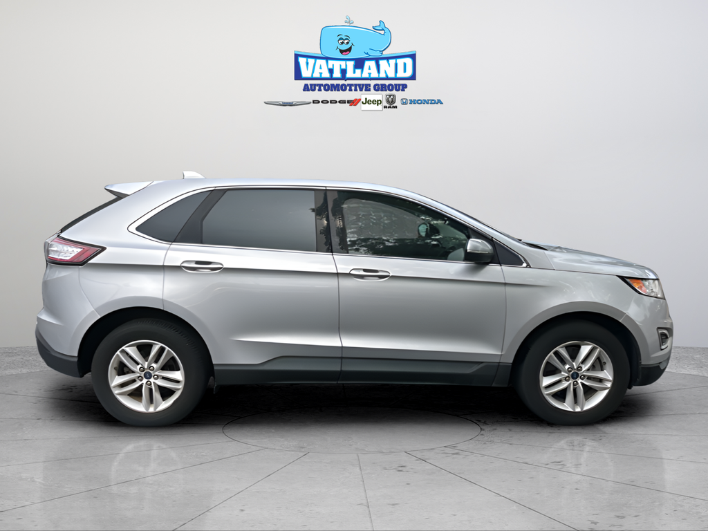 Used 2018 Silver Ford SEL image 17