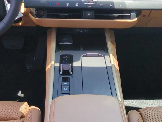 New 2026 Cloudburst Gray Lexus ES 350e LUXURY image 18