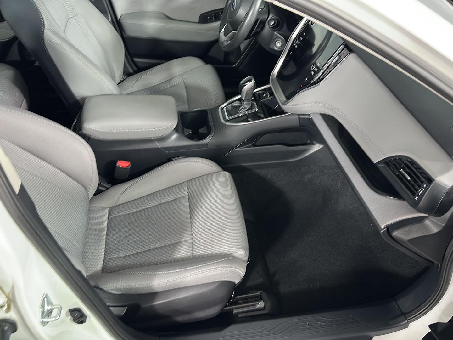 Used 2024 Crystal White Pearl Subaru Premium image 6