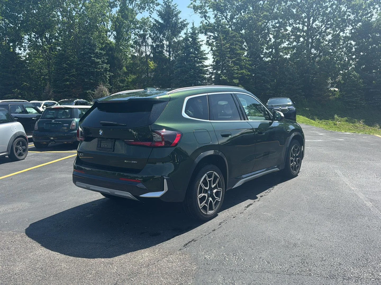 Used 2023 San Remo Green Metallic BMW xDrive28i image 3