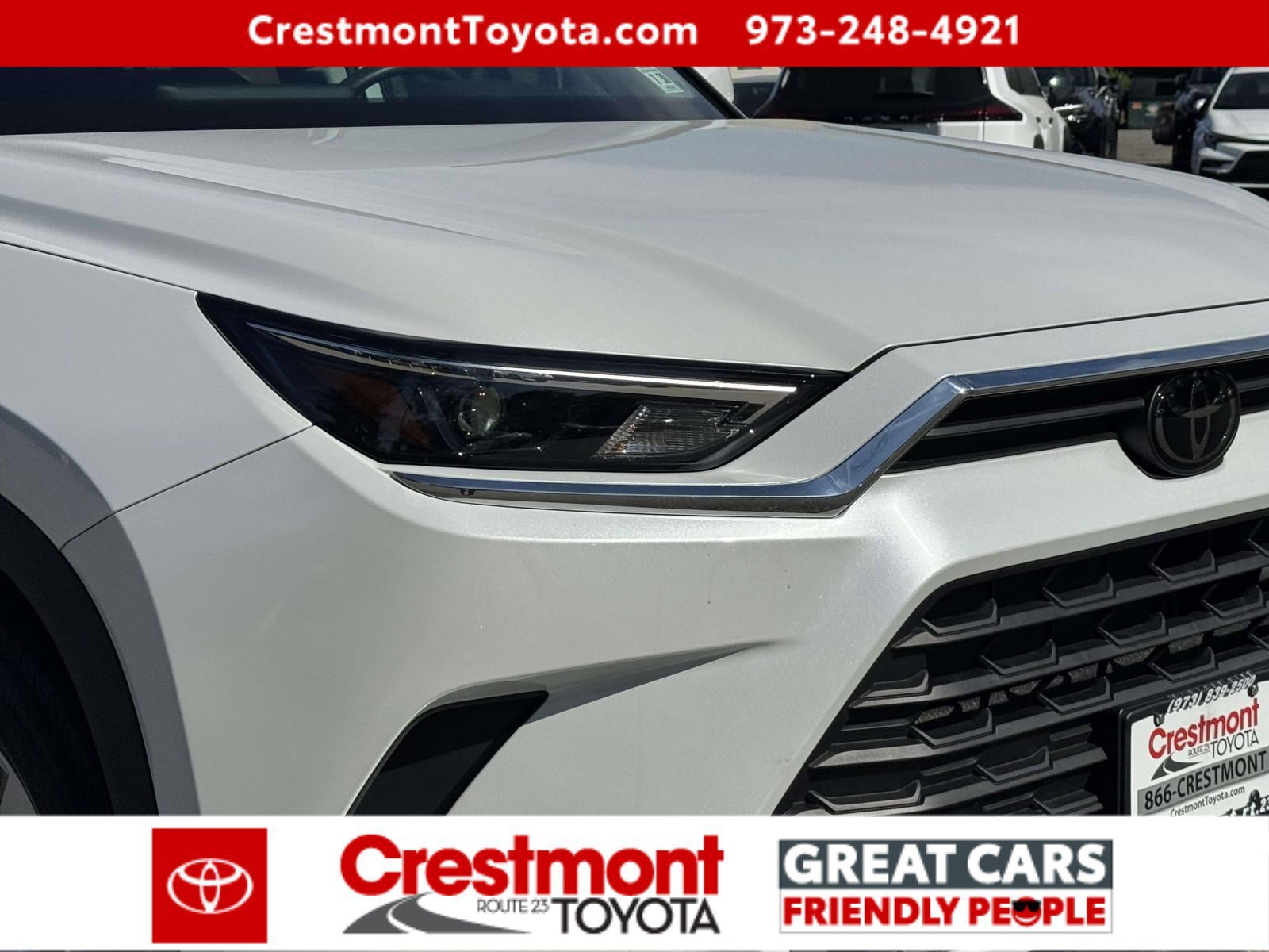 Certified Used 2025 Wind Chill Pearl Toyota LE image 7