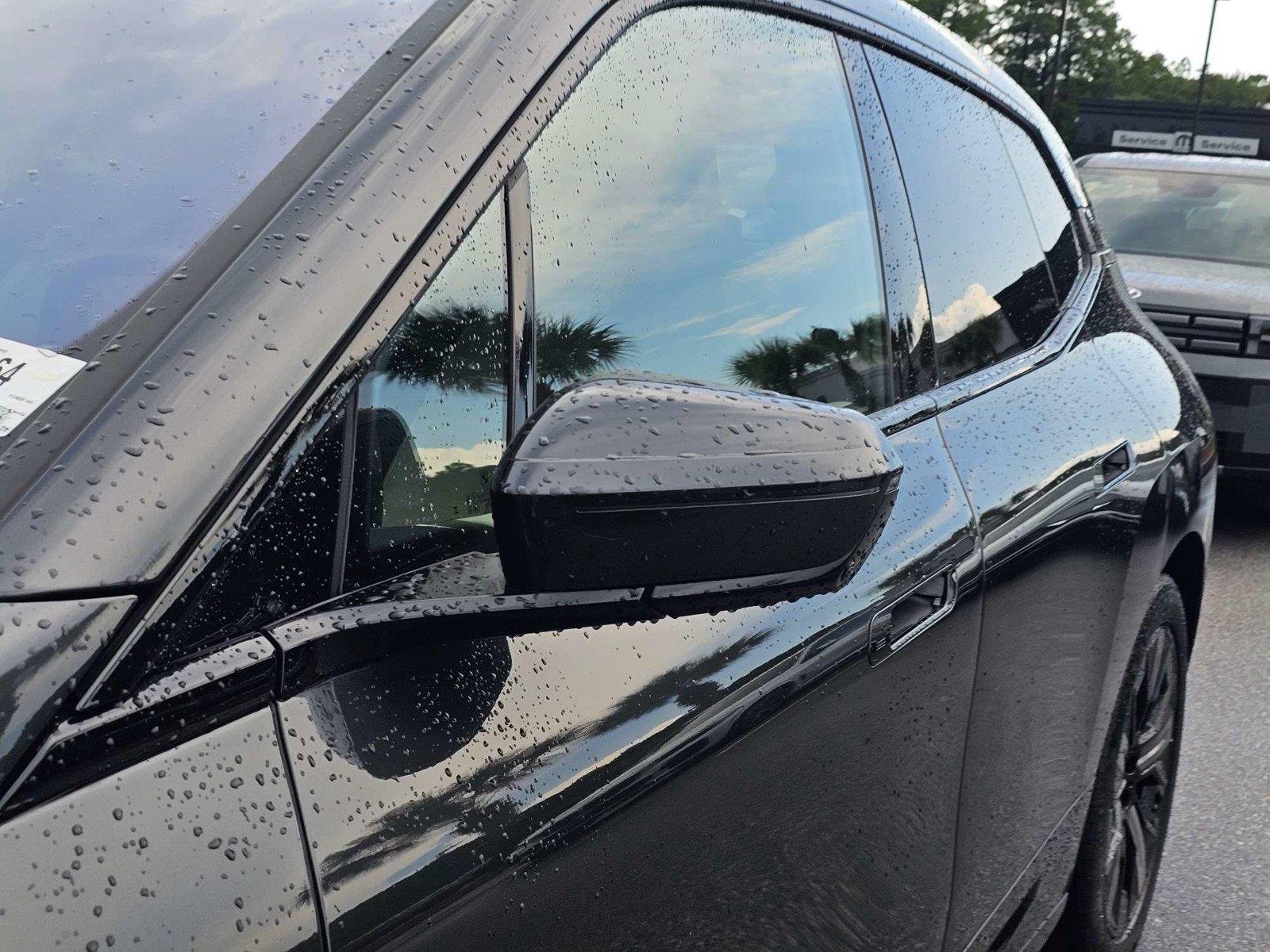 Used 2025 Dark Graphite Metallic BMW xDrive50 image 13