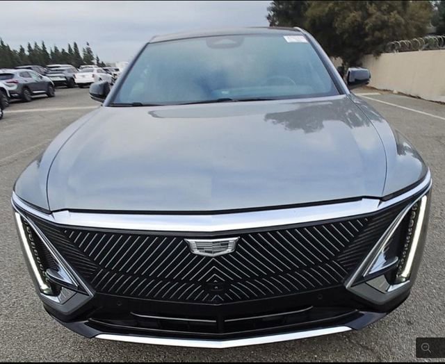 Used 2024 Cadillac LYRIQ Luxury 3 with VIN 1GYKPSRL3RZ108368 for sale in San Rafael, CA