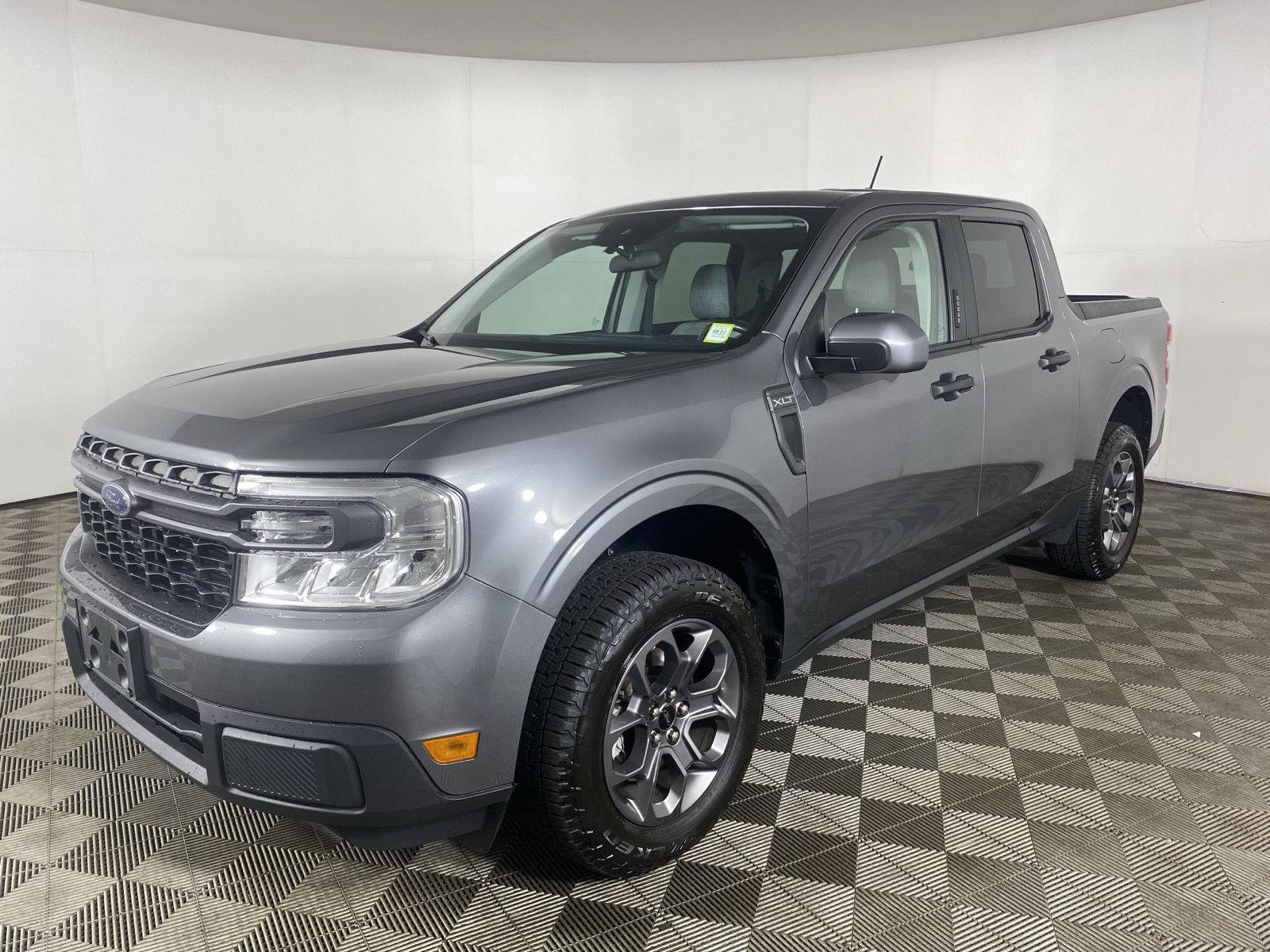 Used 2022 Carbonized Gray Ford XLT image 3