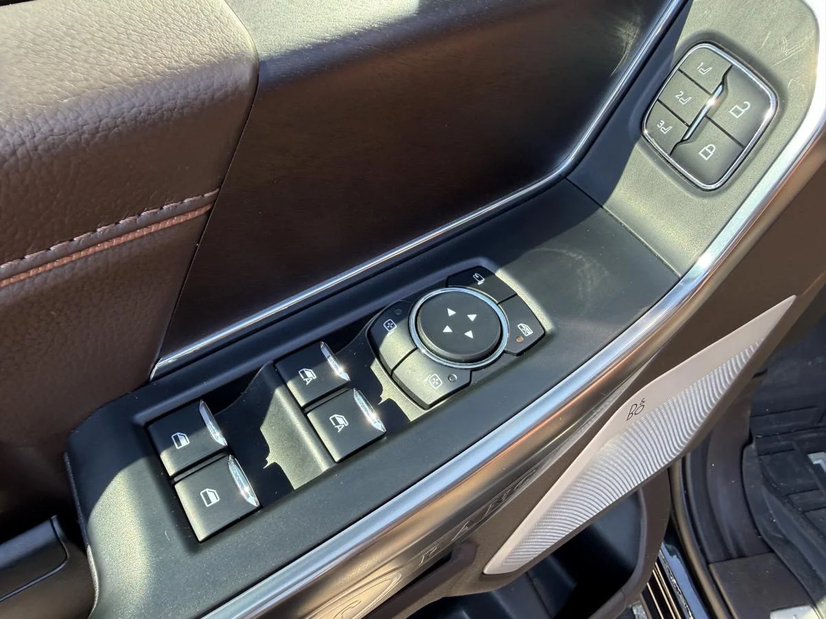 Used 2025 Black Ford King Ranch image 14