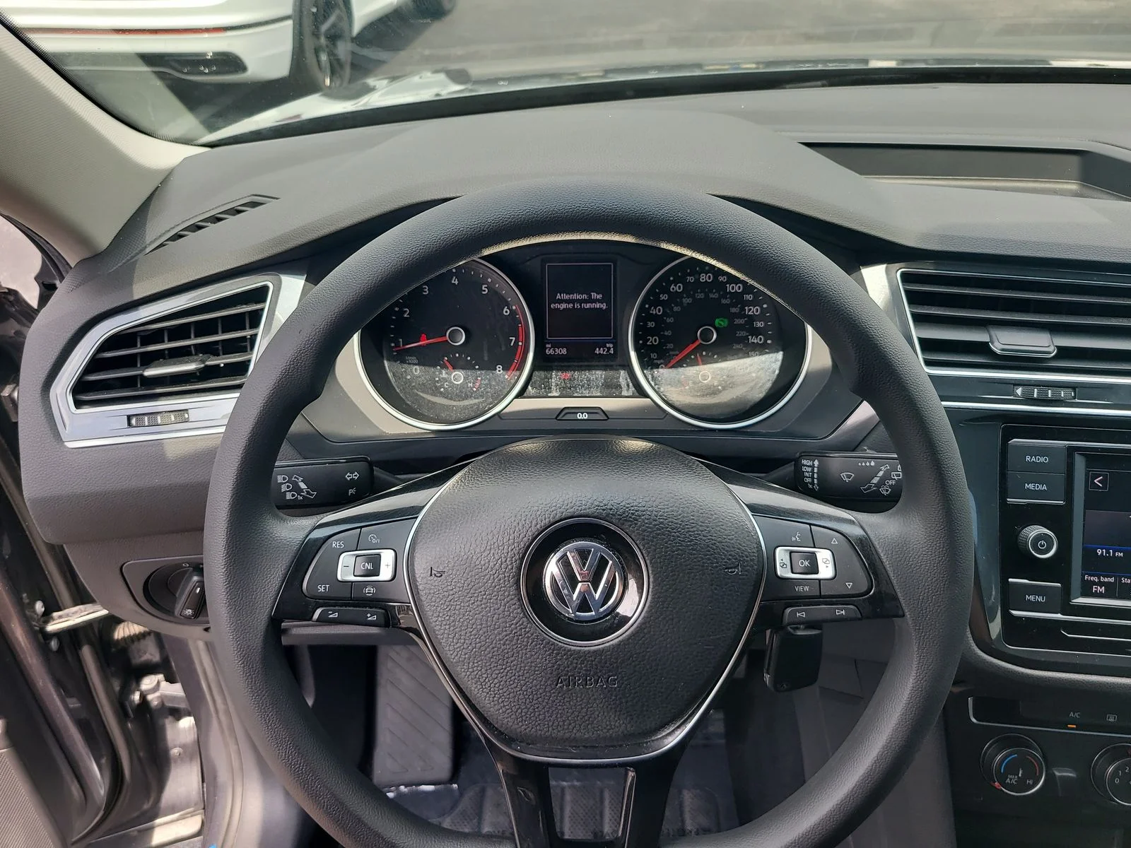 Used 2020 Gray Volkswagen 2.0T S image 25