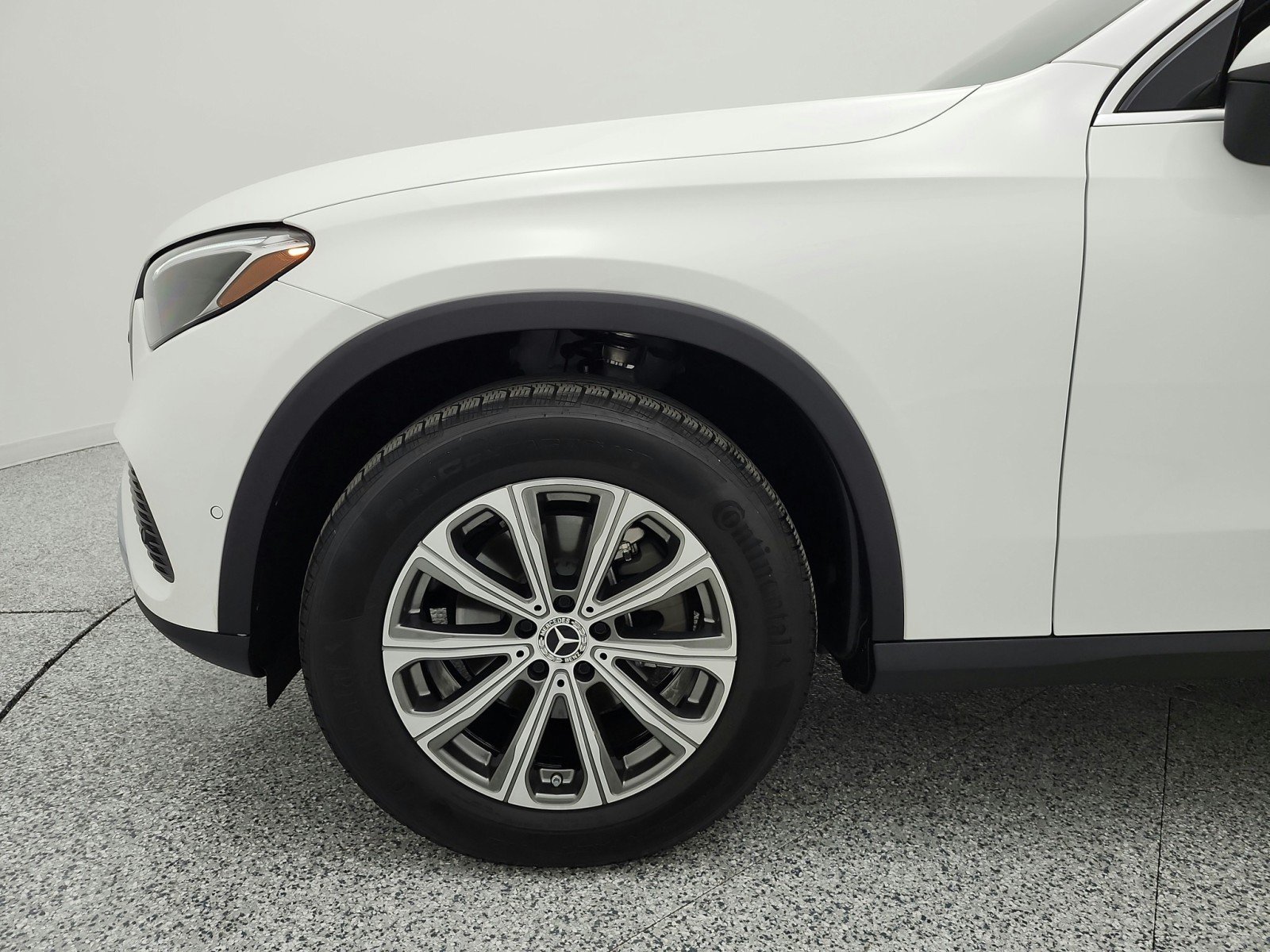 Certified Used 2024 Polar White Mercedes-Benz GLC 300 4MATIC® SUV image 18