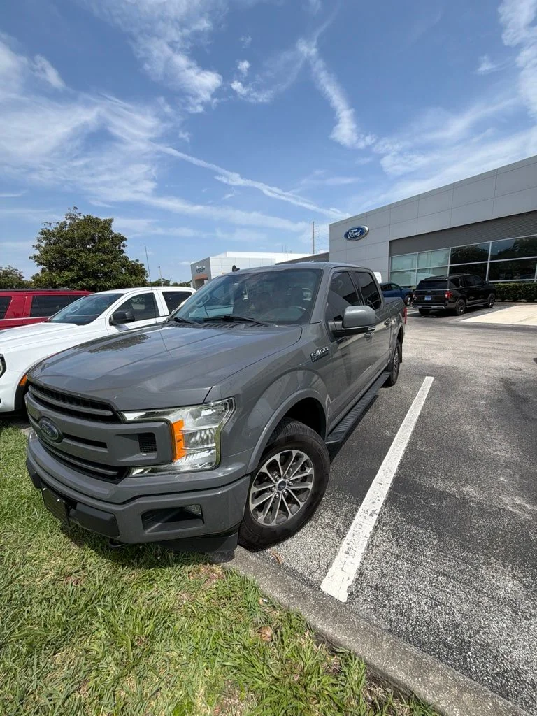 Used 2020 Gray Ford XLT image 1
