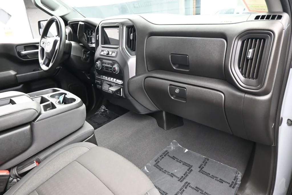 Used 2024 Slate Gray Metallic Chevrolet Custom image 47