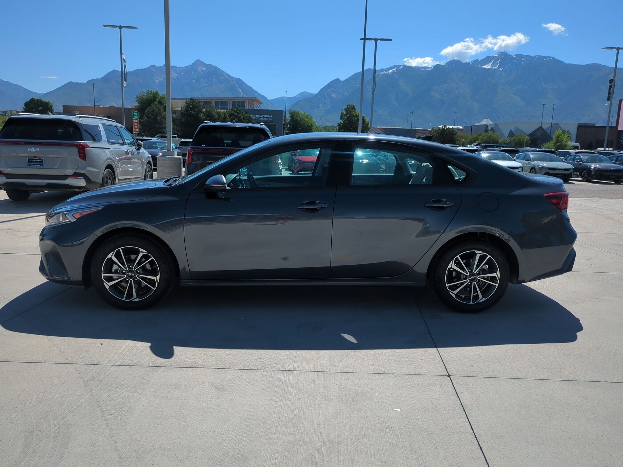Used 2023 Gravity Gray Kia LXS image 2