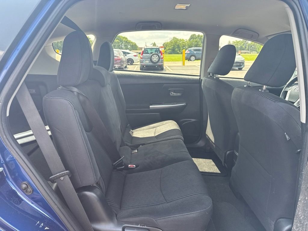Used 2015 Blue Toyota Five image 14