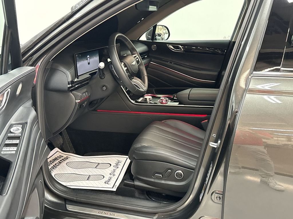 Used 2025 Gray Genesis 2.5T image 11