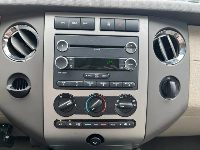 Used 2012  Ford XLT image 35