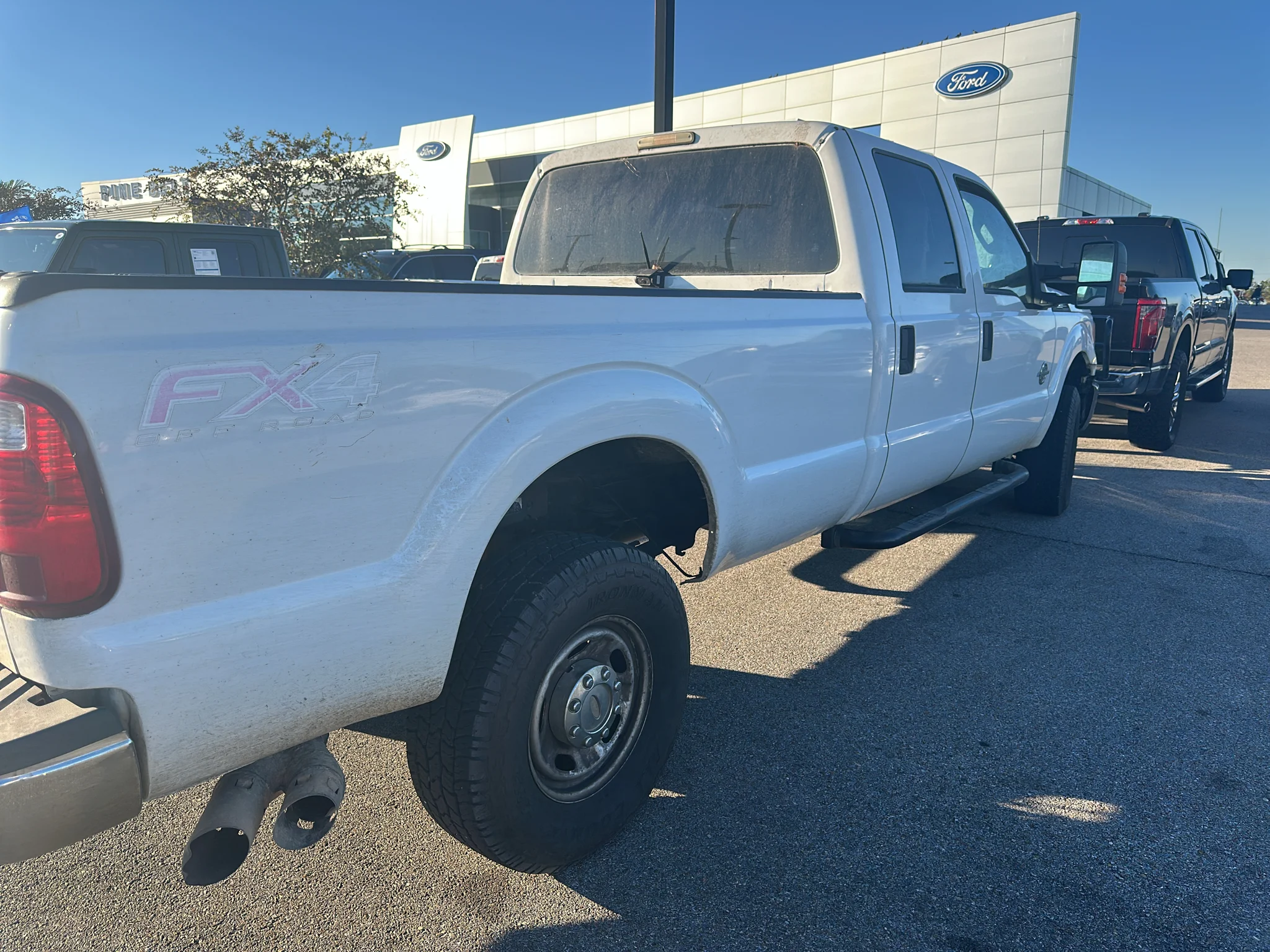 Used 2012 Oxford White Ford XL image 5