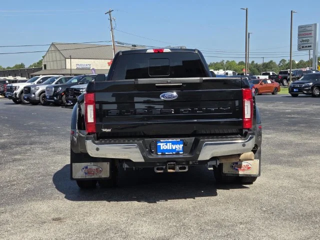 Used 2022  Ford Lariat image 6
