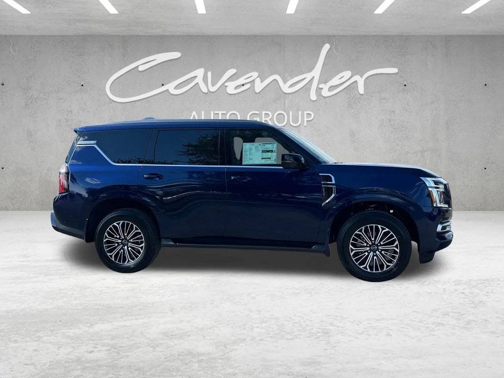 2026 Nissan Armada Platinum - Photo 17
