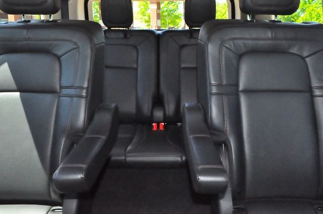 Used 2023 Blue Lincoln Reserve image 14