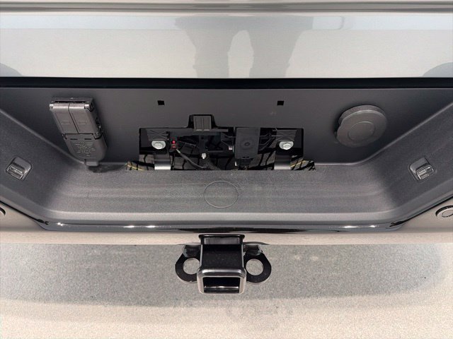 New 2026 Sterling Gray Metallic Chevrolet LT image 9