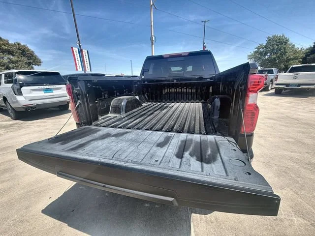 2023 Chevrolet Silverado 1500 LT - Photo 25