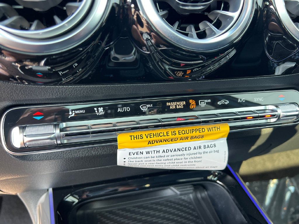 New 2026 Mountain Grey Metallic Mercedes-Benz GLA 250 image 21