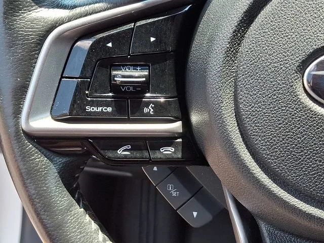 Used 2018 White Subaru 3.6R Touring image 22