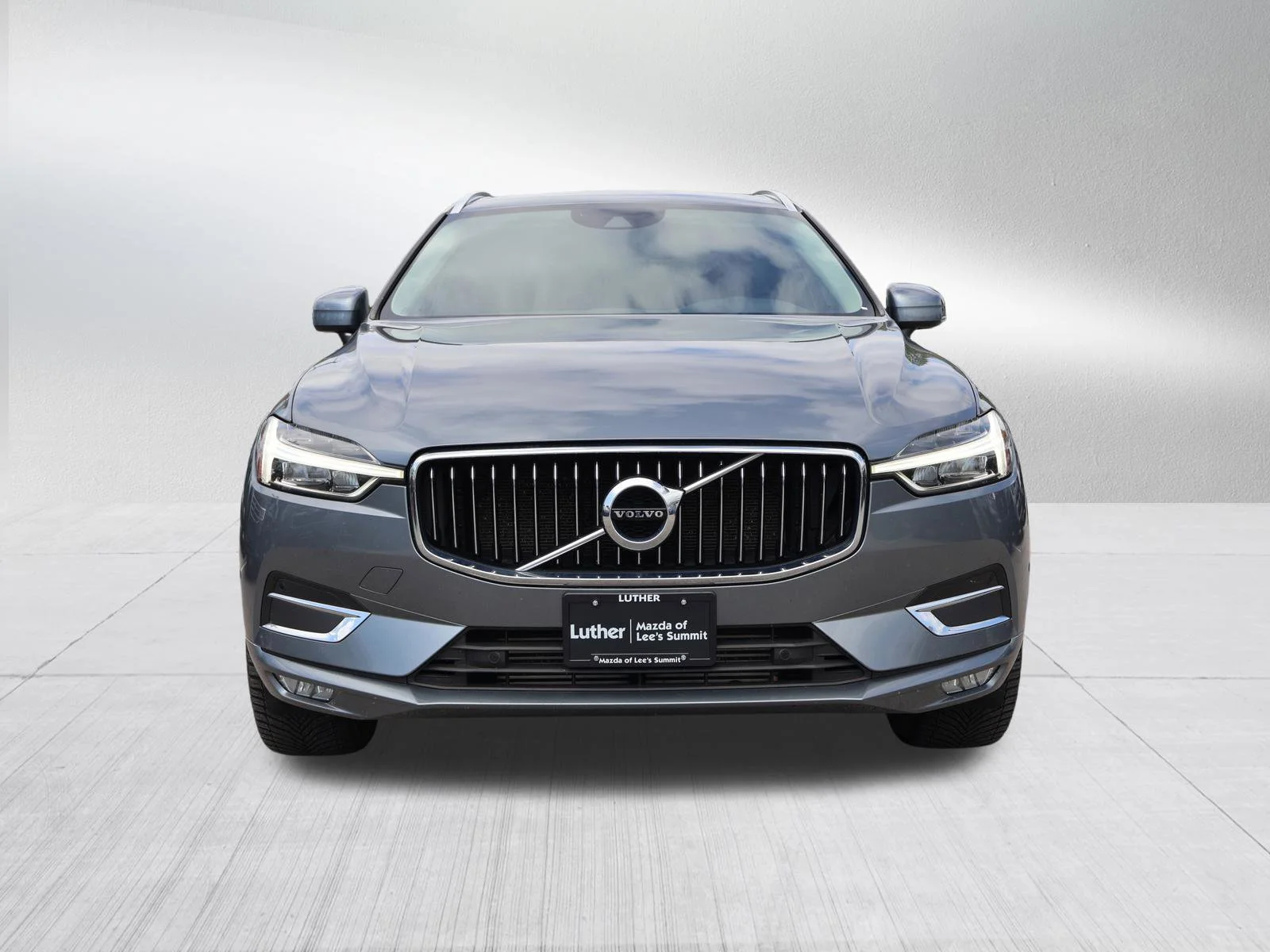 Used 2019 Volvo XC60 Inscription with VIN LYVA22RL1KB247055 for sale in Kansas City