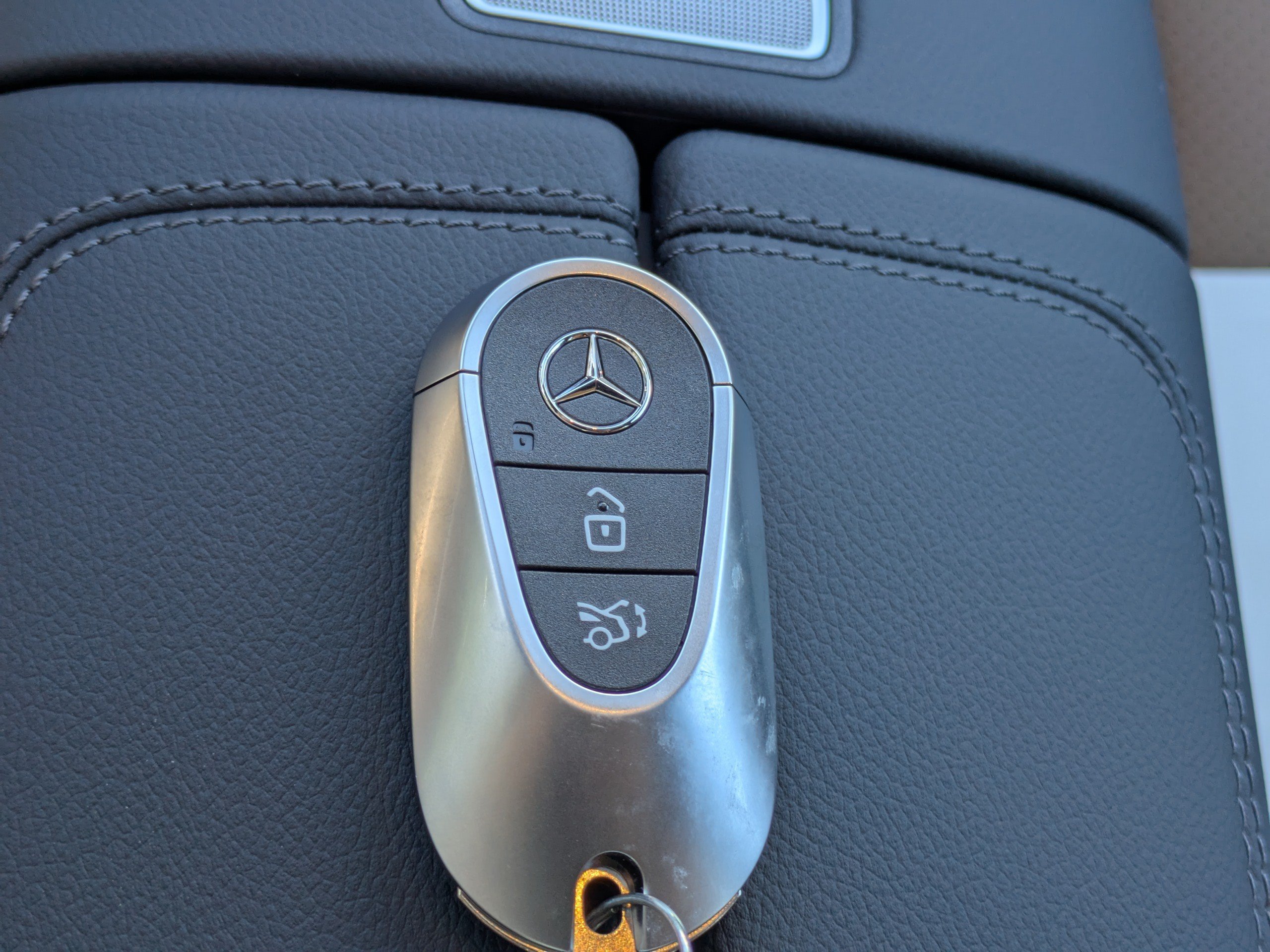 2026 Mercedes-Benz E-Class E350 - Photo 61