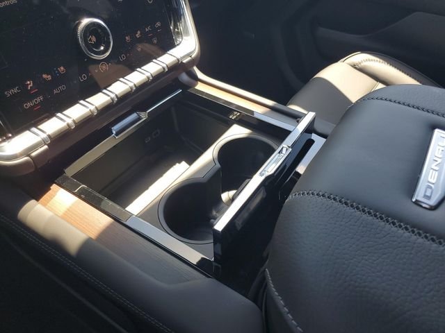 Used 2026  GMC Denali image 20