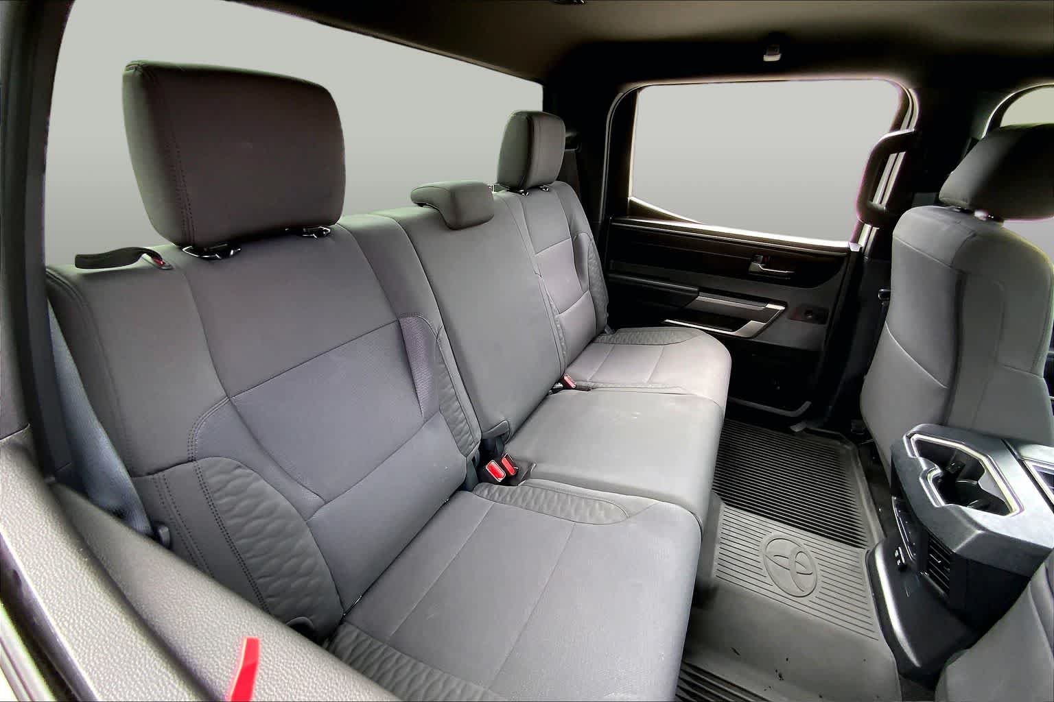 Used 2025 Ice Cap Toyota SR5 image 19