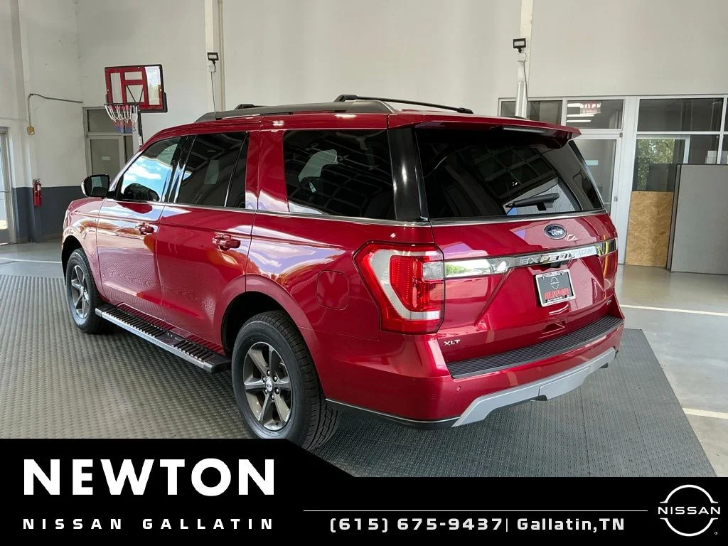 Used 2021 Rapid Red Metallic Tinted Clearcoat Ford XLT image 5