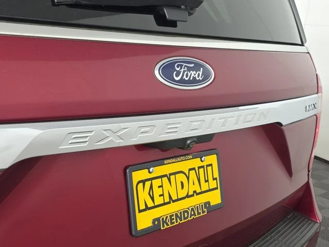 Used 2018 Ruby Red Metallic Ford XLT image 11