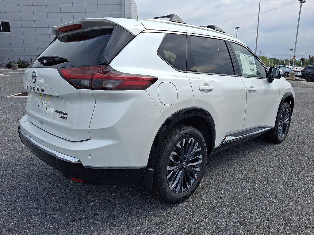 New 2026 Everest White Pearl TriCoat Nissan Platinum image 4