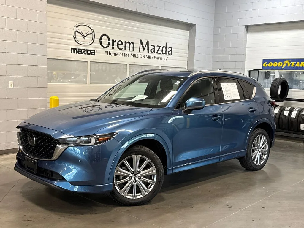 2022 Mazda CX-5 TURBO Signature Auto AWD's photo
