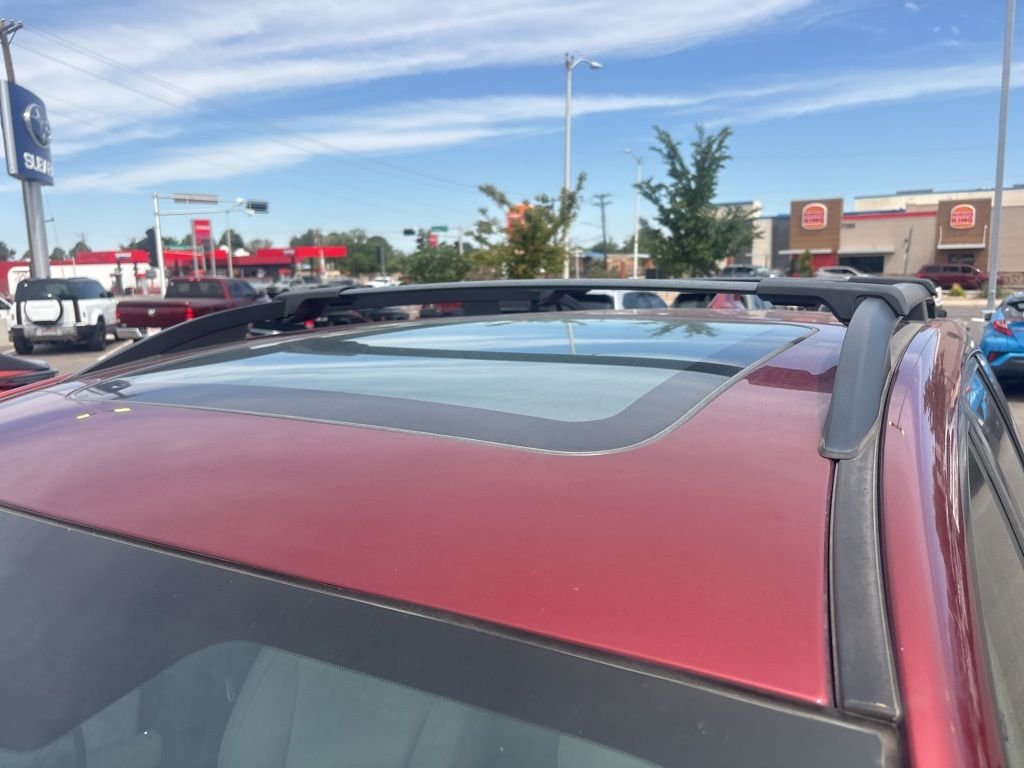 Used 2016 Red Subaru 2.5i Premium image 4