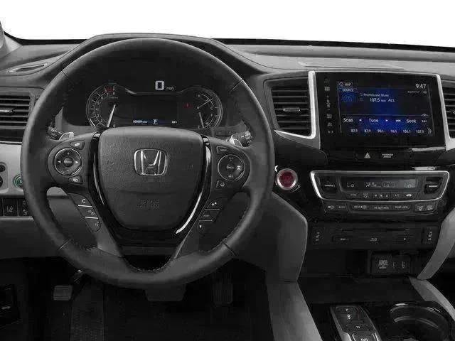 Used 2016 Gray Honda Touring image 6